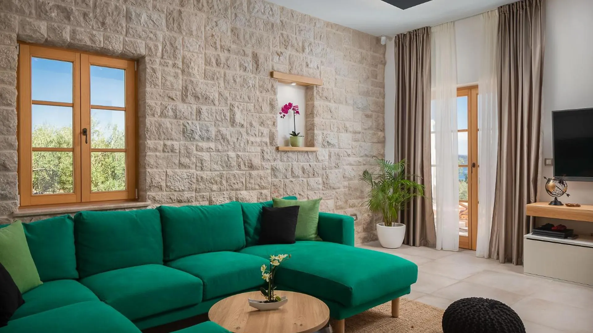 Villa Blue Ivy With Heated Pool Kaštela 0*,