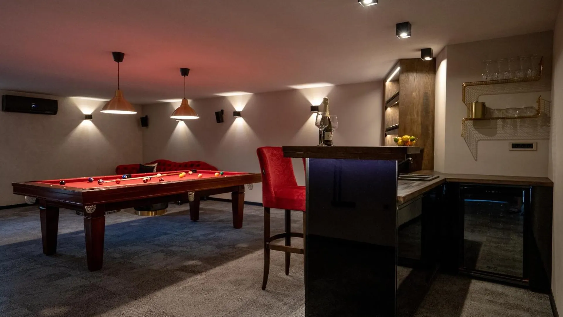 Villa Blue Ivy With Heated Pool Kastela