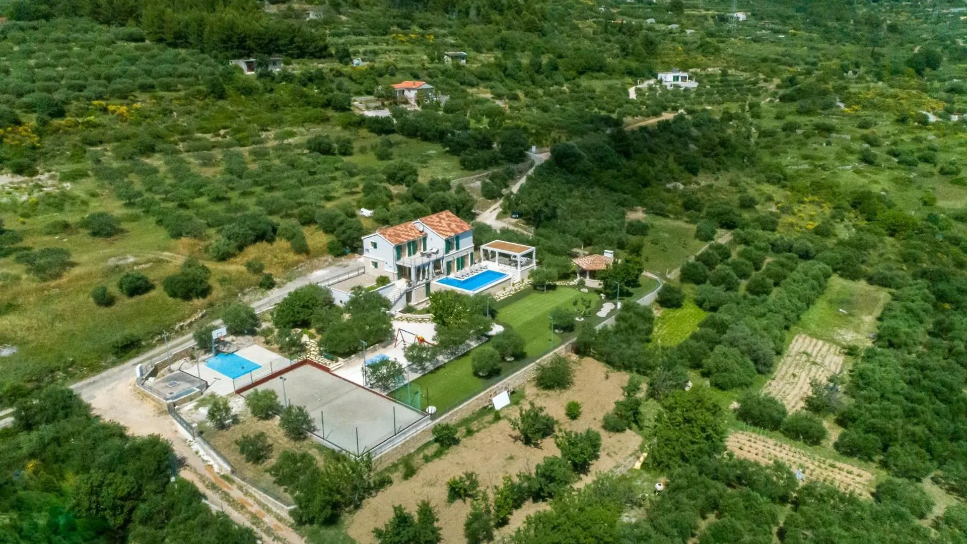 Villa Blue Ivy With Heated Pool Kastela