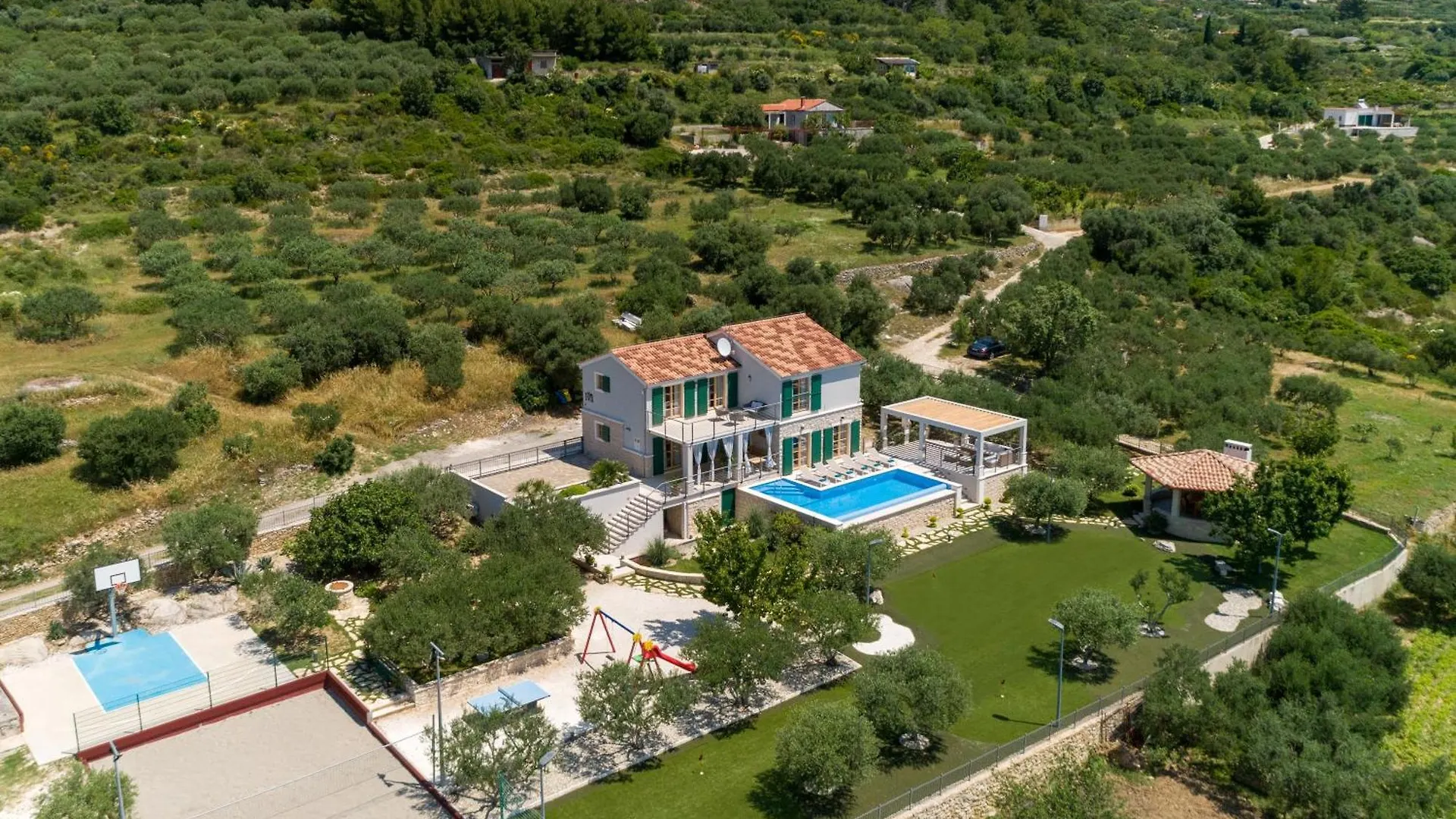 Villa Blue Ivy With Heated Pool Kastela 0*,  Croatia
