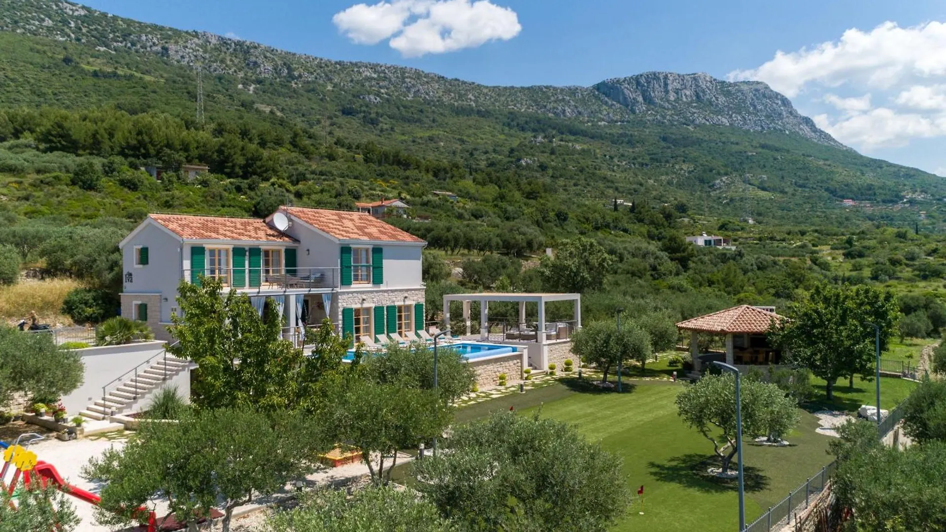 Villa Blue Ivy With Heated Pool Kastela