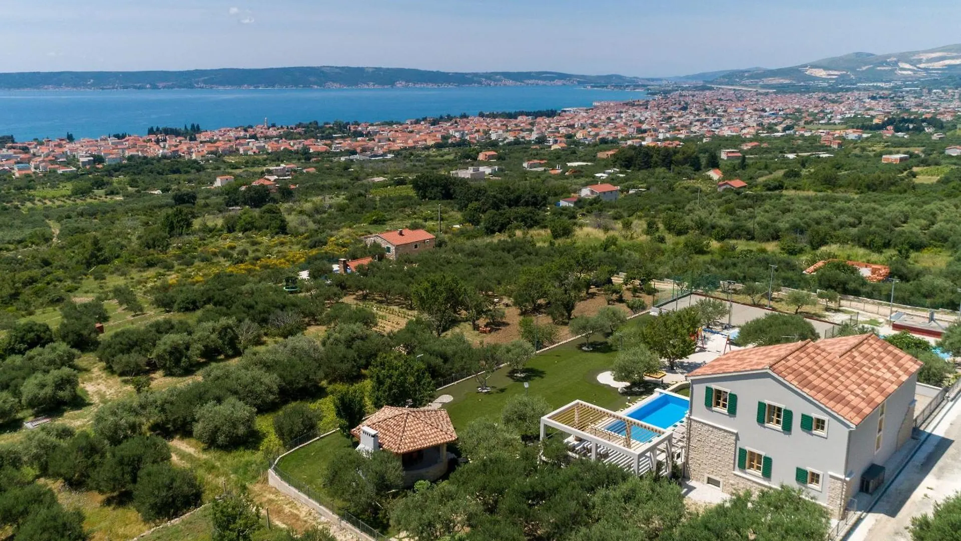 Villa Blue Ivy With Heated Pool Kastela