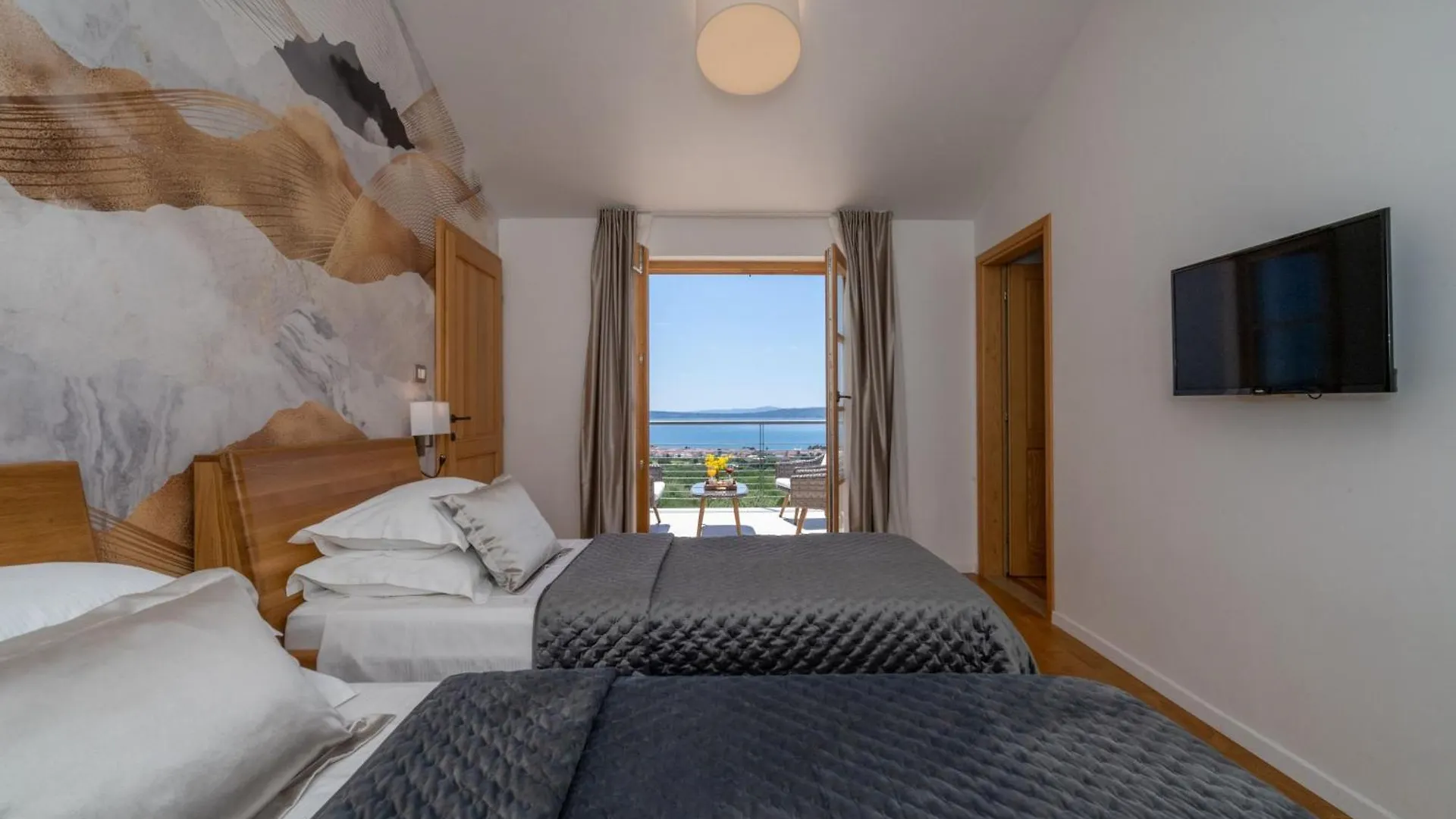 Villa Blue Ivy With Heated Pool Kastela