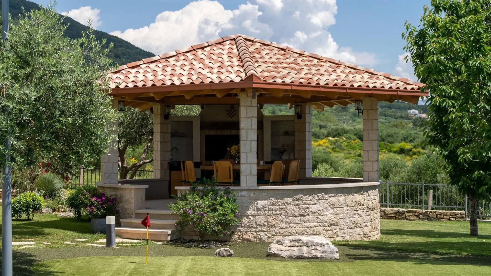 Villa Blue Ivy With Heated Pool Kastela