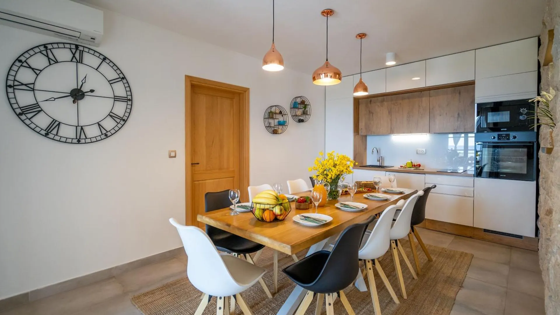 Villa Blue Ivy With Heated Pool Kastela